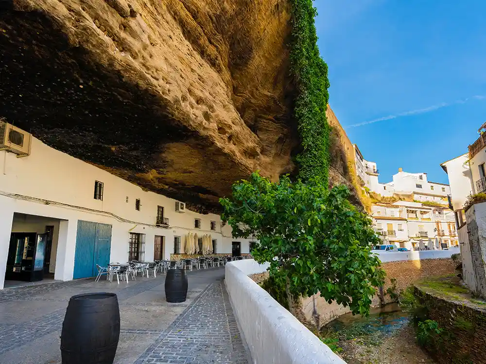 sun street cave in setenil de las bodegas
